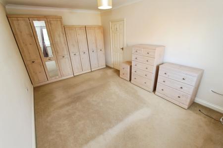 3 bedroom Semi-detached house to let in Draycott Road, Sawley, NG10