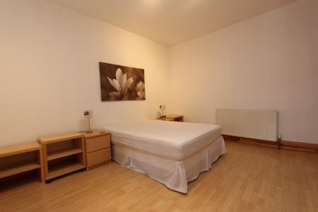 1 bedroom Flat to let in Derby Road, Stapleford, NG9