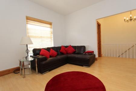 1 bedroom Flat to let in Derby Road, Stapleford, NG9