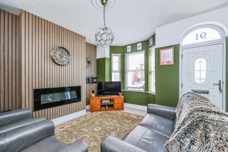 3 bedroom Semi-detached house for sale in Hawthorne Avenue, Long Eaton, Long Eaton, NG10