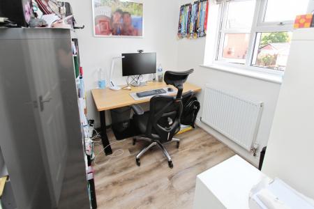 4 bedroom Detached house for sale in Fulwood Drive, Long Eaton, Long Eaton, NG10