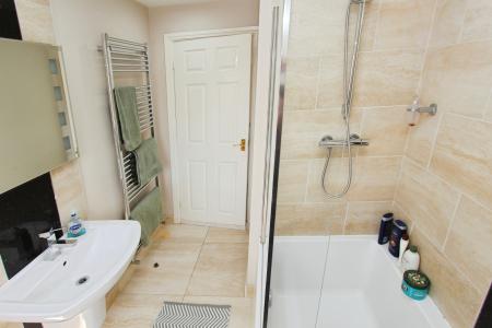 4 bedroom Detached house for sale in Fulwood Drive, Long Eaton, Long Eaton, NG10
