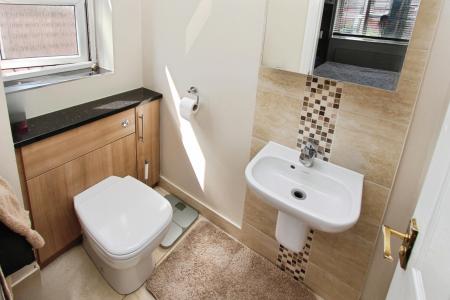 4 bedroom Detached house for sale in Fulwood Drive, Long Eaton, Long Eaton, NG10