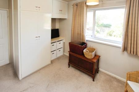 4 bedroom Semi-detached house for sale in Riber Close, Long Eaton, NG10