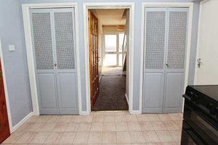 4 bedroom Semi-detached house for sale in Riber Close, Long Eaton, NG10