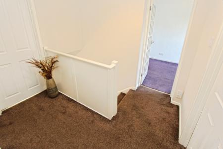 4 bedroom Semi-detached house for sale in Riber Close, Long Eaton, NG10