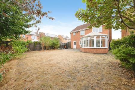 5 bedroom Detached house for sale in Holmes Road, Breaston, DE72