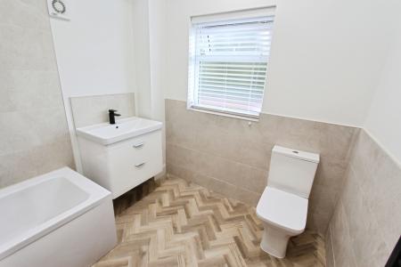 2 bedroom Semi-detached house for sale in Myrtle Avenue, Long Eaton, NG10
