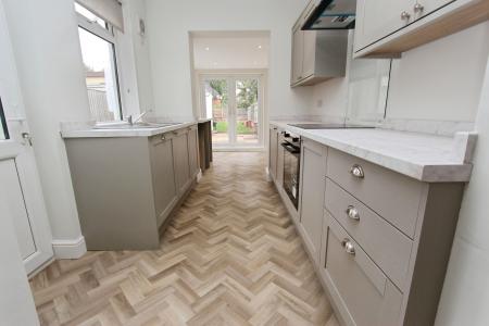 2 bedroom Semi-detached house for sale in Myrtle Avenue, Long Eaton, NG10