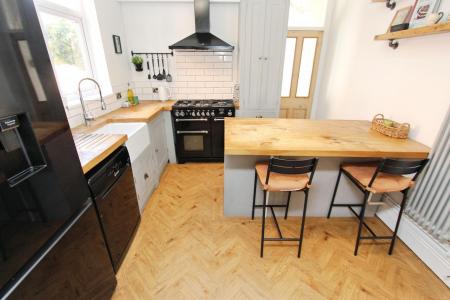 3 bedroom Semi-detached house for sale in Acton Road, Long Eaton, NG10