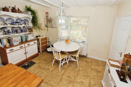 3 bedroom Detached house for sale in College Street, Long Eaton, NG10