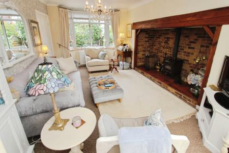 3 bedroom Detached house for sale in College Street, Long Eaton, NG10