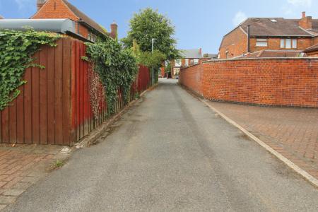 3 bedroom Detached house for sale in College Street, Long Eaton, NG10