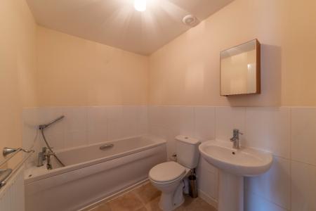 3 bedroom Town house to let in Cartwright Way, Beeston, NG9