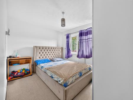 3 bedroom Detached house for sale in Mountbatten Way, Beeston, NG9