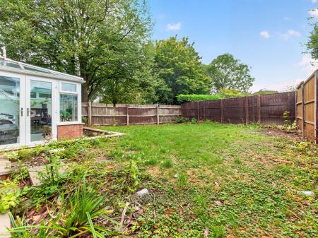 3 bedroom Detached house for sale in Mountbatten Way, Beeston, NG9