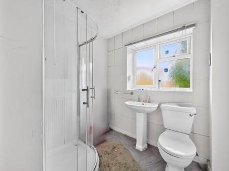 3 bedroom Detached house for sale in Mountbatten Way, Beeston, NG9
