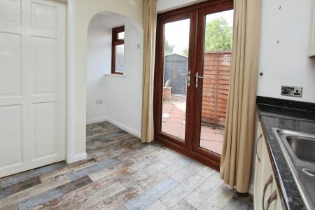 3 bedroom Semi-detached house to let in Tamworth Road, Long Eaton, NG10