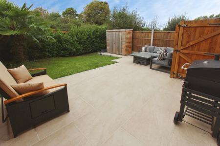 2 bedroom Semi-detached house for sale in Fulwood Drive, Long Eaton, NG10