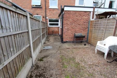 3 bedroom Terraced House to let in Chestnut Avenue, Beeston, NG9
