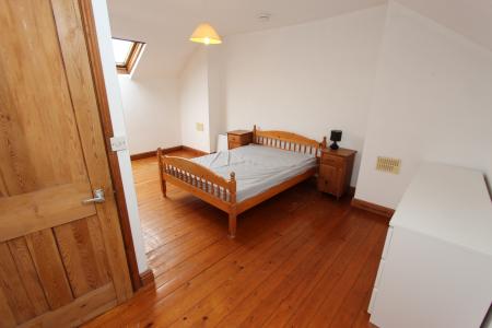 3 bedroom Terraced House to let in Chestnut Avenue, Beeston, NG9