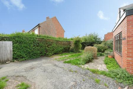2 bedroom Semi-detached house for sale in Bostocks Lane, Risley, DE72