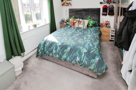 2 bedroom Semi-detached house for sale in Hollis Close, Stapleford, NG9