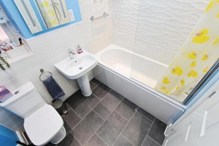 2 bedroom Semi-detached house for sale in Hollis Close, Stapleford, NG9