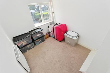3 bedroom Semi-detached house to let in Lock Lane, Sandiacre, NG10