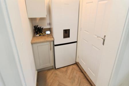 3 bedroom Semi-detached house to let in Lock Lane, Sandiacre, NG10