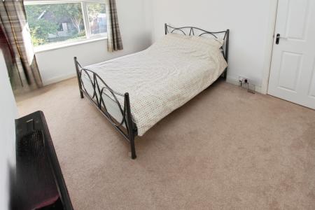 3 bedroom Semi-detached house to let in Lock Lane, Sandiacre, NG10