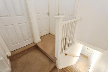 3 bedroom Semi-detached house to let in Lock Lane, Sandiacre, NG10