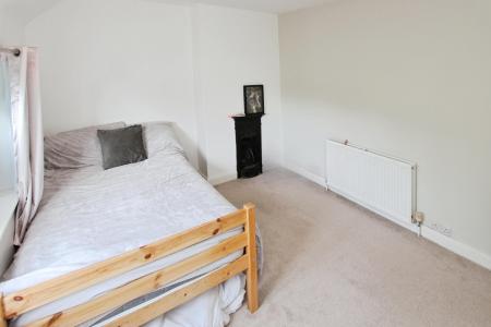 3 bedroom Semi-detached house to let in Lock Lane, Sandiacre, NG10
