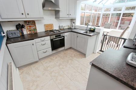 2 bedroom Semi-detached house for sale in Lynden Avenue, Long Eaton, Long Eaton, NG10