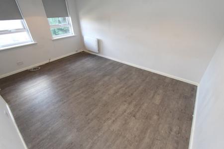 1 bedroom Studio flat to let in Overdale Drive, Long Eaton, NG10