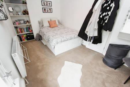1 bedroom Flat to let in Loughborough Road, West Bridgford, Nottingham, NG2