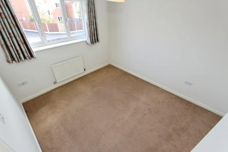 3 bedroom Semi-detached house to let in Swiney Way, Chilwell, NG9