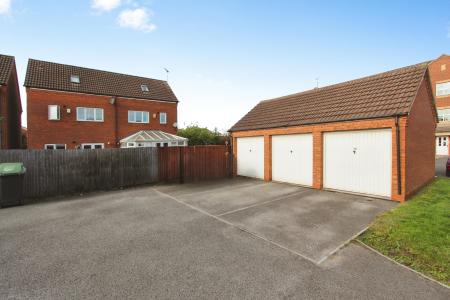 3 bedroom Semi-detached house to let in Swiney Way, Chilwell, NG9