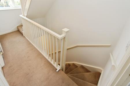3 bedroom Semi-detached house to let in Swiney Way, Chilwell, NG9