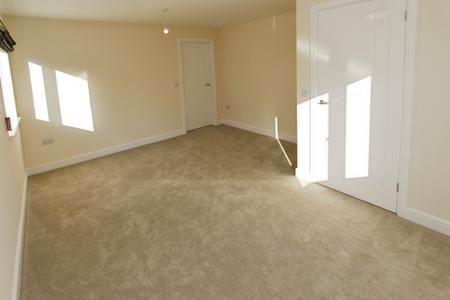 3 bedroom Semi-detached house to let in Pathfinder Way, Castle Donington, DE74