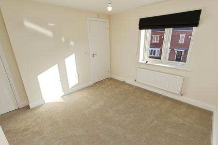 3 bedroom Semi-detached house to let in Pathfinder Way, Castle Donington, DE74