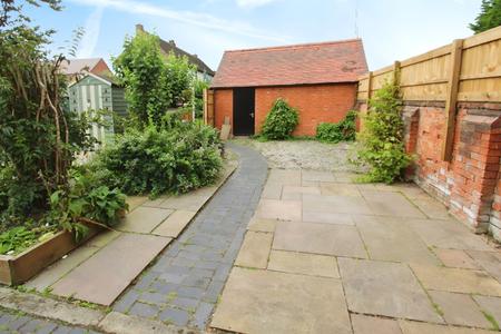 3 bedroom End of terrace house to let in Main Street, Lockington, DE74
