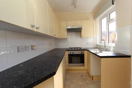 2 bedroom Terraced House to let in Horace Avenue, Stapleford, NG9