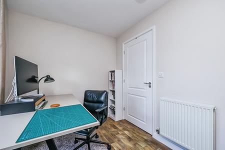 4 bedroom Town house for sale in Cartwright Way, Beeston, NG9