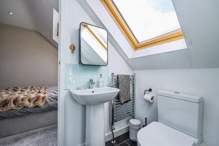 4 bedroom Town house for sale in Cartwright Way, Beeston, NG9