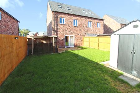 3 bedroom Semi-detached house for sale in Field Farm Way, Stapleford, NG9