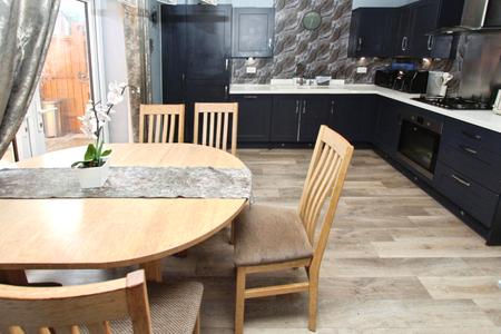 3 bedroom Semi-detached house for sale in Field Farm Way, Stapleford, NG9