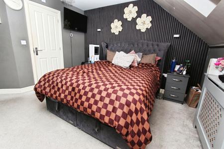 3 bedroom Semi-detached house for sale in Field Farm Way, Stapleford, NG9
