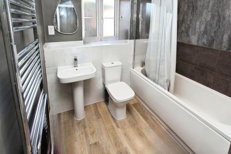 3 bedroom Semi-detached house for sale in Field Farm Way, Stapleford, NG9