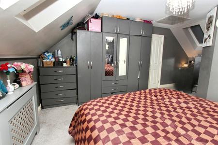 3 bedroom Semi-detached house for sale in Field Farm Way, Stapleford, NG9